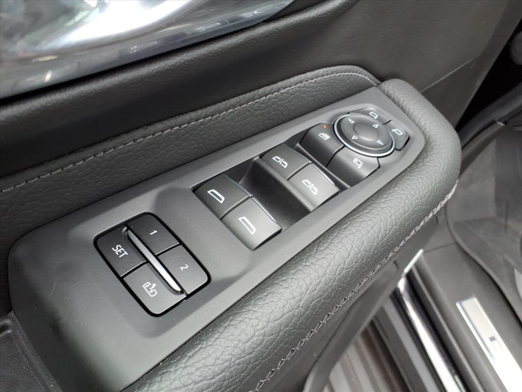 2023 Gmc Yukon Denali photo 4