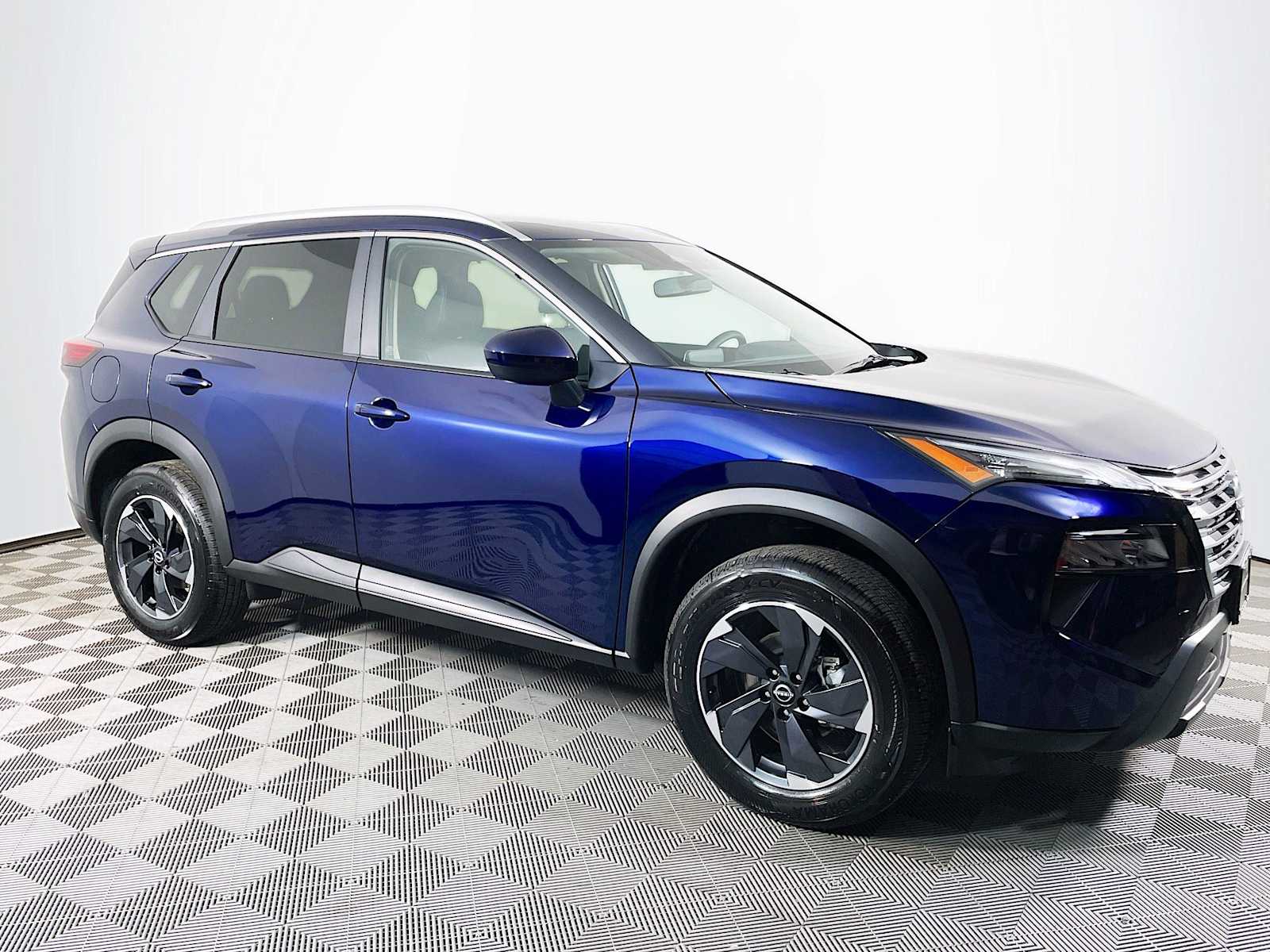 2026 Nissan Rogue SV photo 3