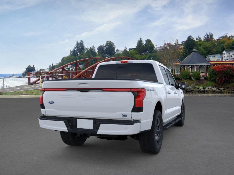 2025 Ford F-150 Lightning Lariat photo 8