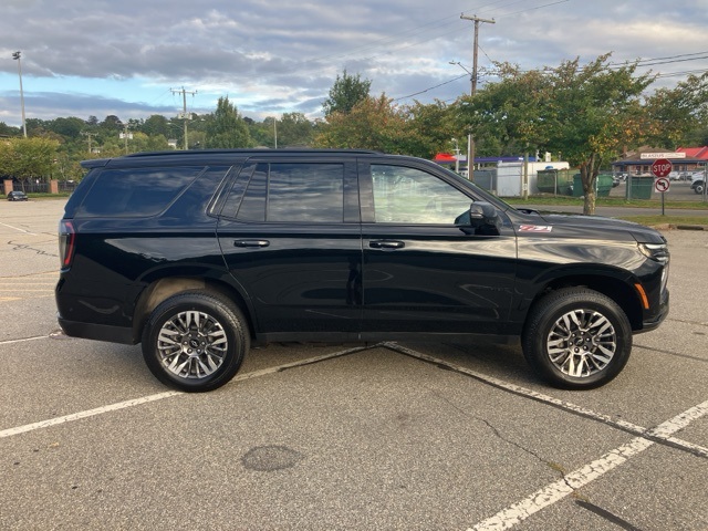2025 Chevrolet Tahoe Z71 photo 3