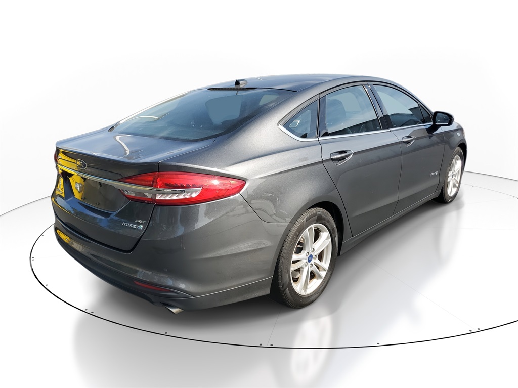 2018 Ford Fusion Hybrid SE photo 3
