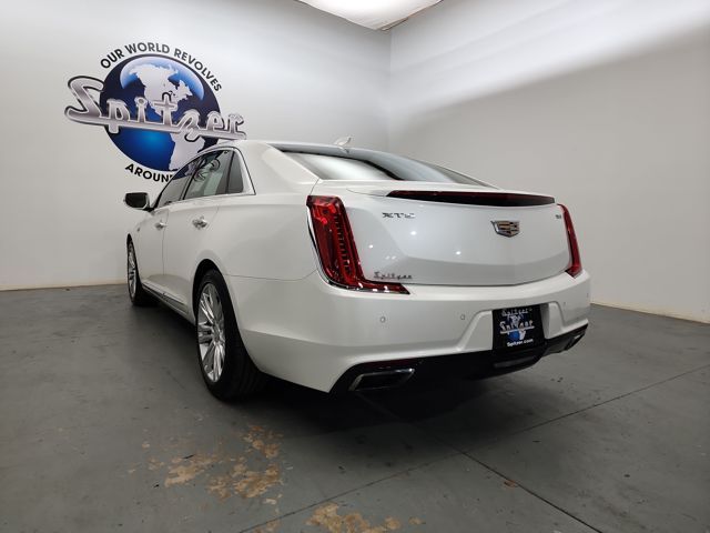 2019 Cadillac XTS Luxury photo 2