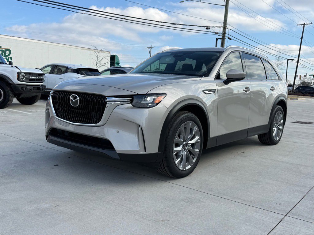 2026 Mazda CX-90 Preferred Package's photo