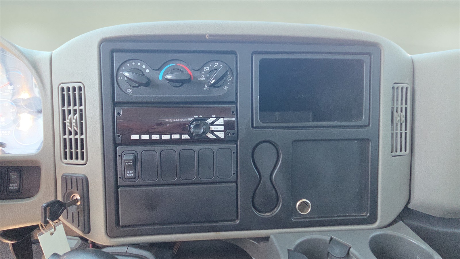 2016 International 4300 DuraStar 4300 photo 9