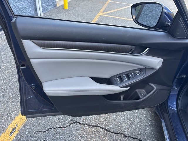 2020 Honda Accord EX photo 9