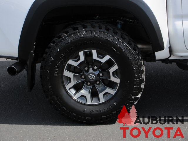 2019 Toyota Tacoma TRD Off-Road photo 4