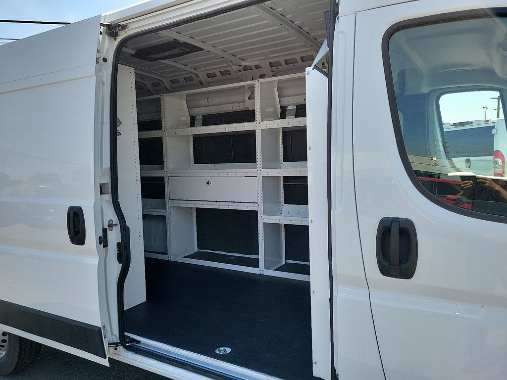 2024 Ram ProMaster 2500 Cargo Van photo 10
