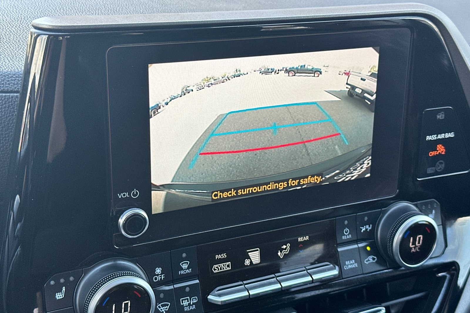2023 Toyota Highlander XLE photo 15