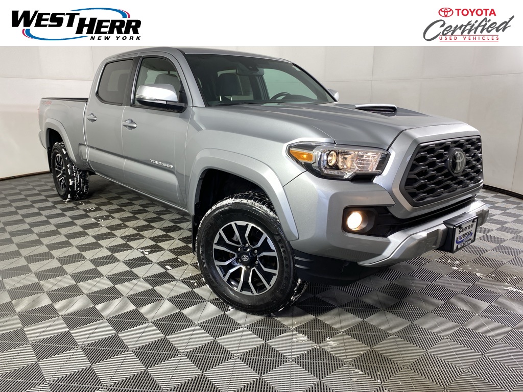 2023 Toyota Tacoma TRD Sport's photo