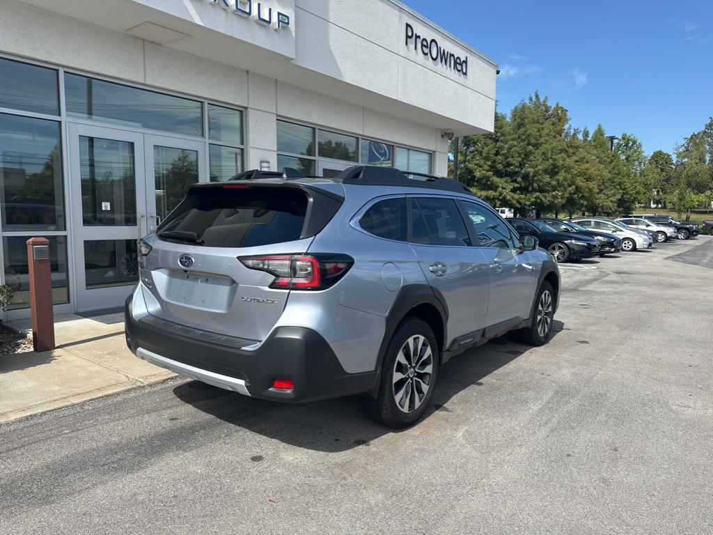 2023 Subaru Outback Limited photo 3