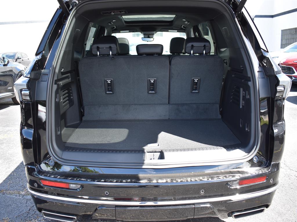 2026 Buick Enclave Avenir photo 12