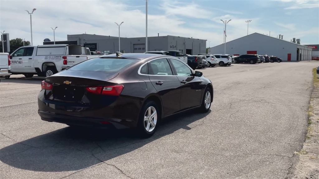 2020 Chevrolet Malibu LS photo 6
