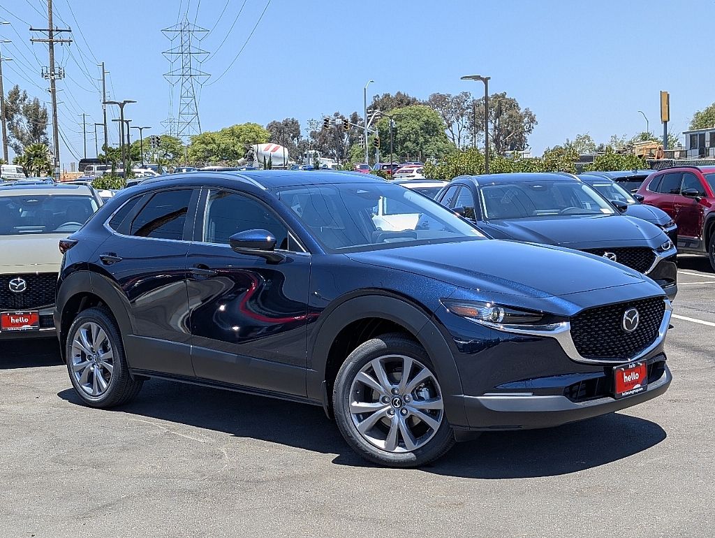2025 Mazda CX-30 2.5 S Preferred photo 2
