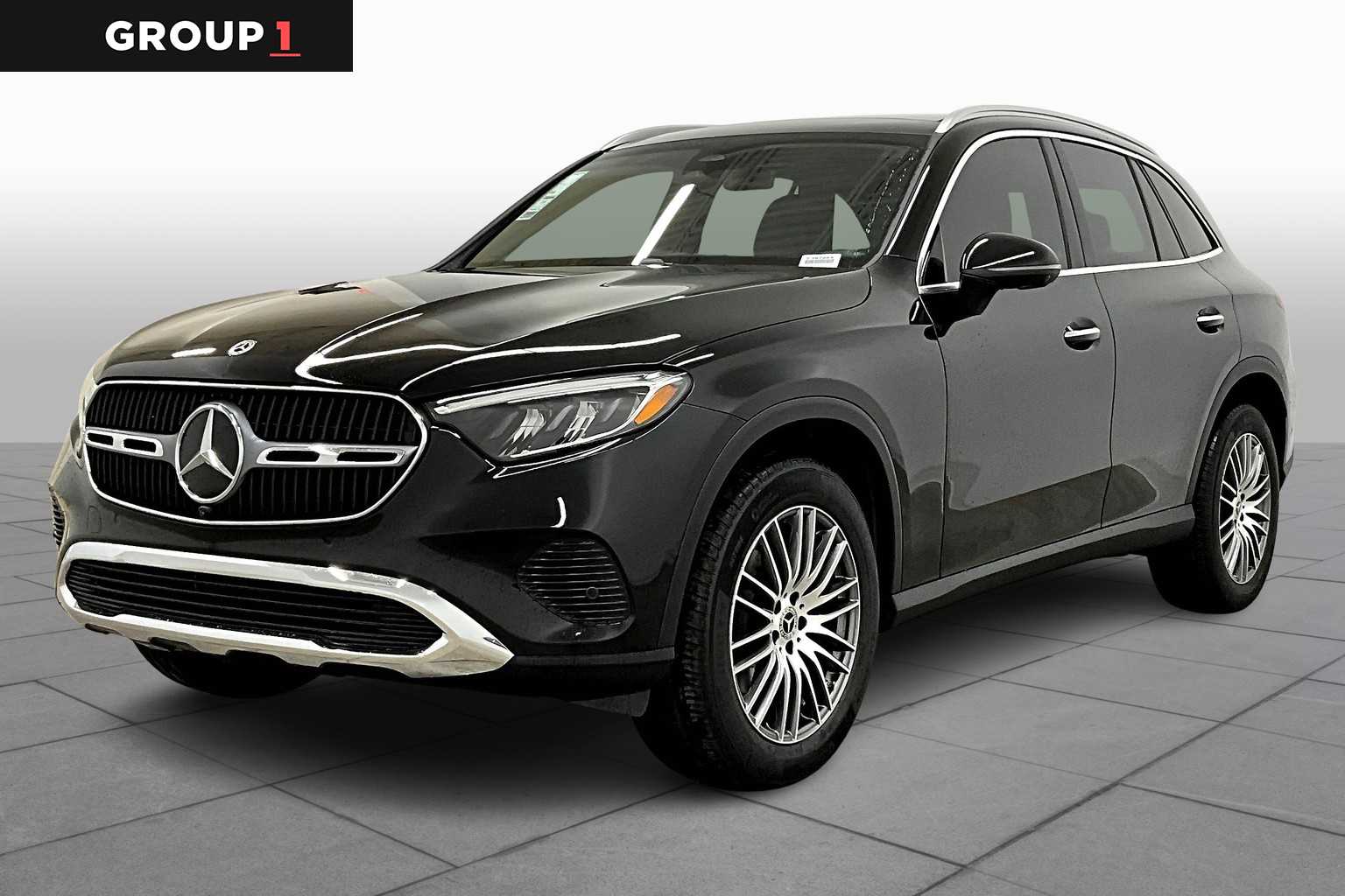 2025 Mercedes-Benz GLC Base's photo