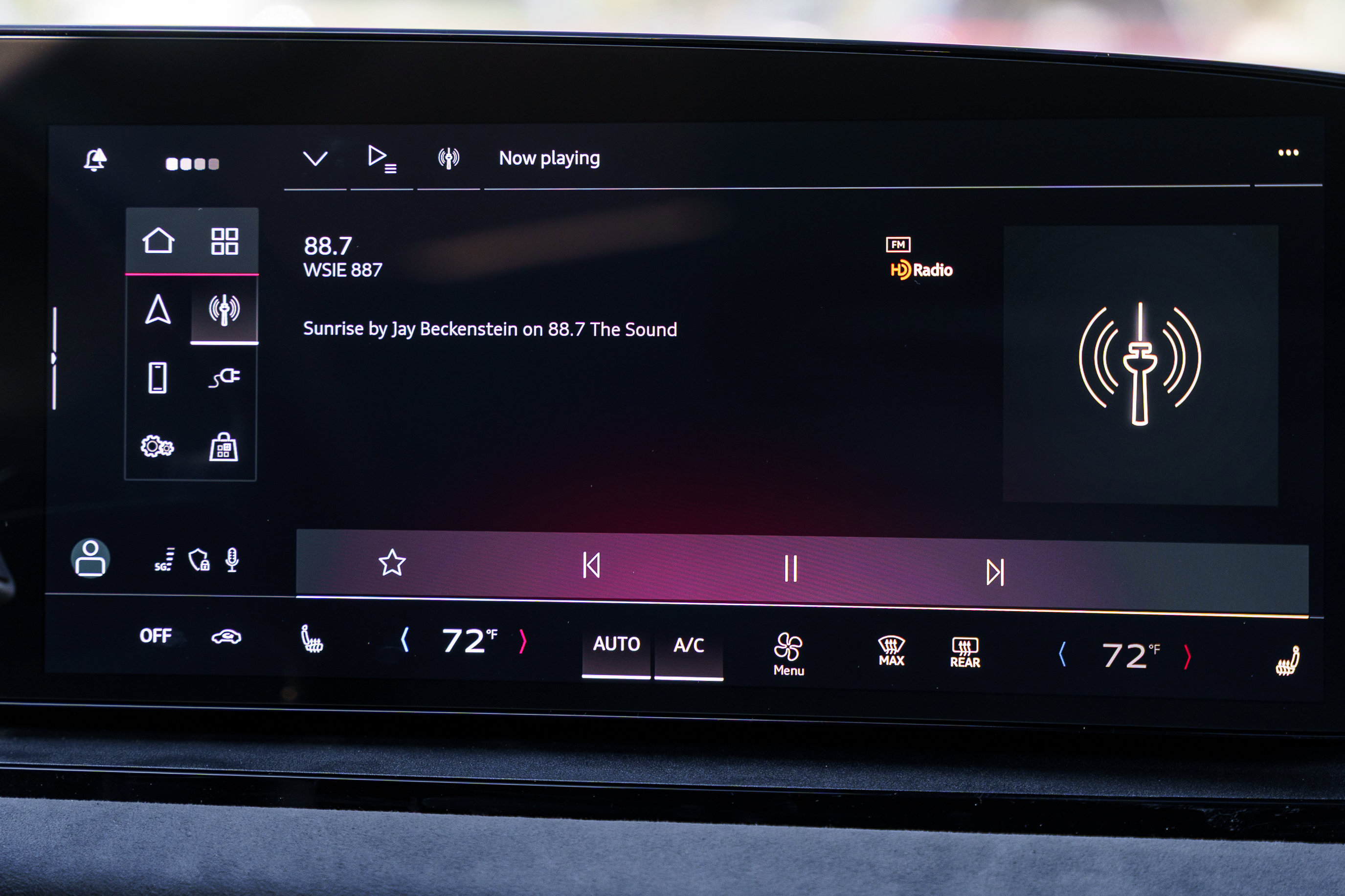 2025 Audi SQ6 photo 11