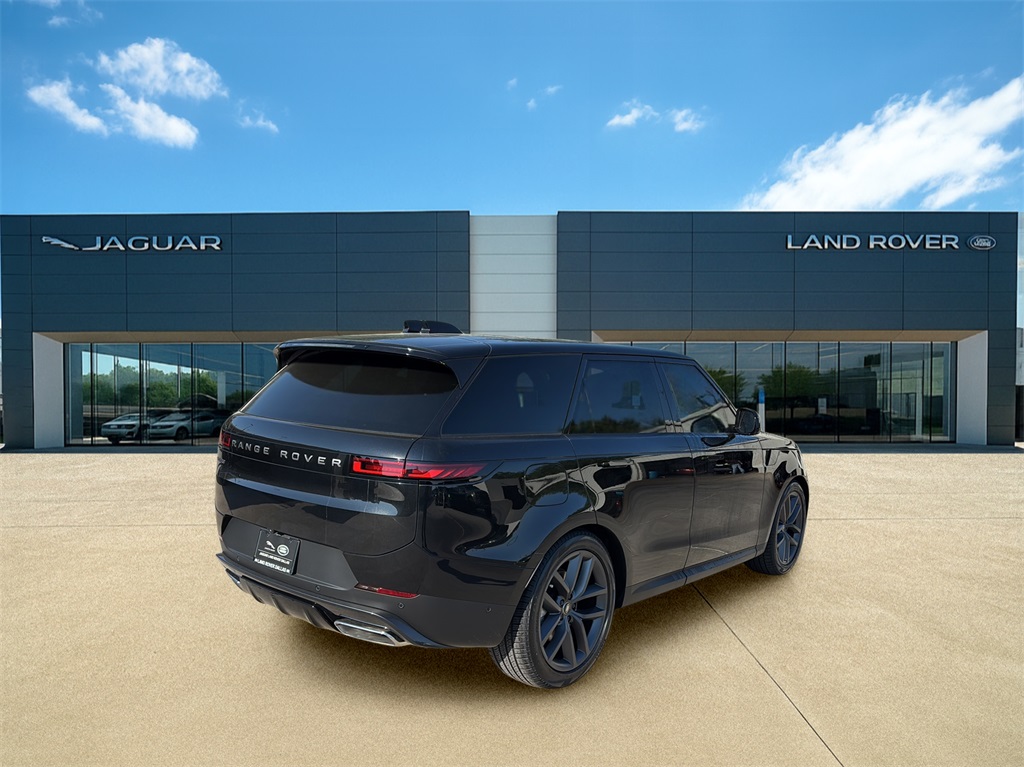 2025 Land Rover Range Rover Sport SE photo 3