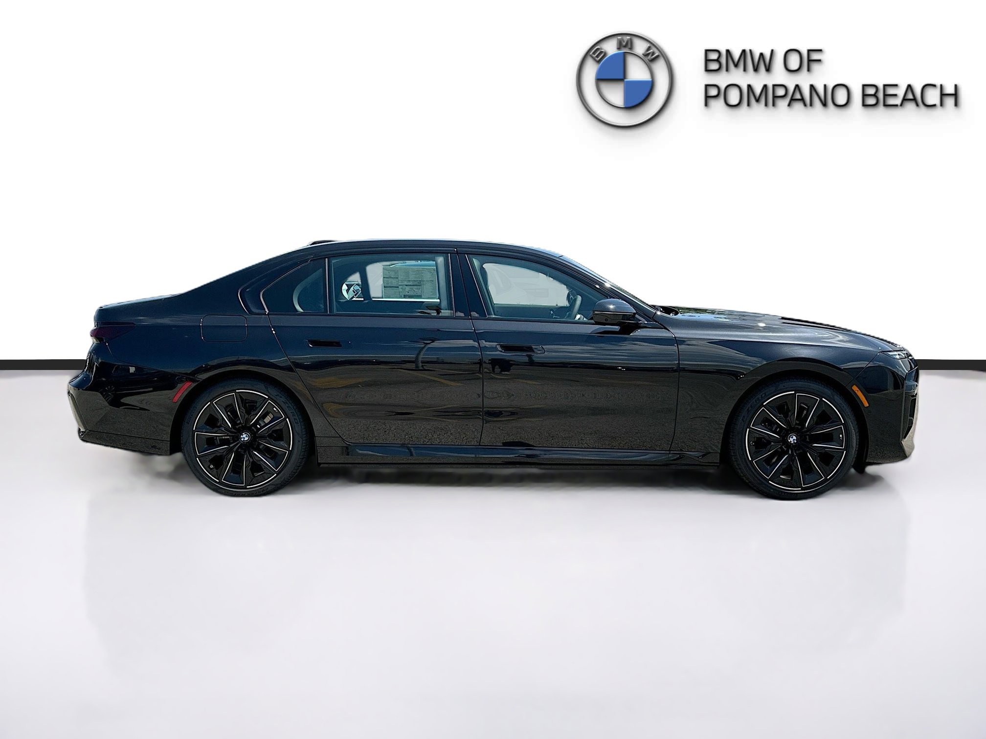 2025 Bmw 750e photo 7