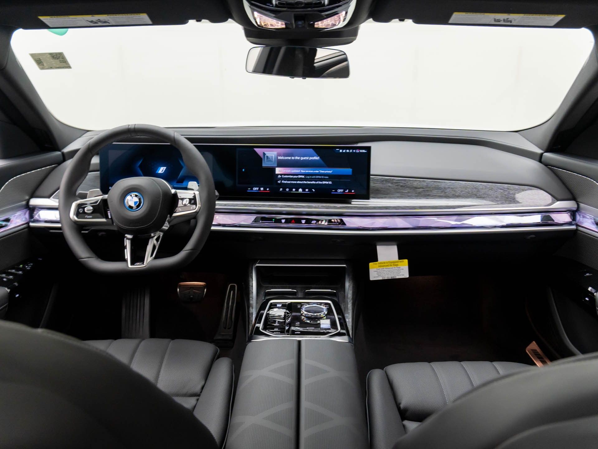 New 2025 Mineral White Metallic BMW 750e xDrive image 10
