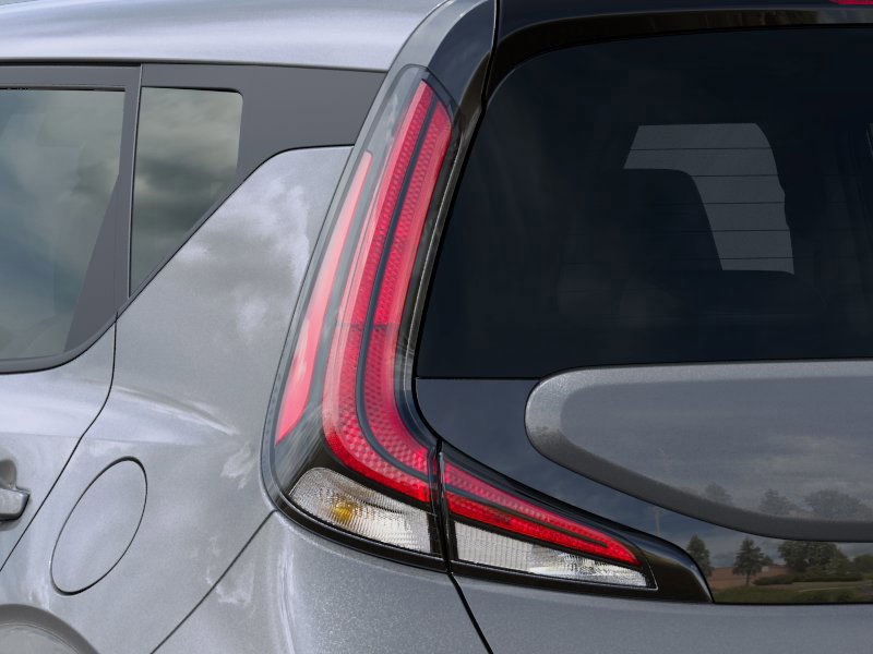 2025 Kia Soul LX photo 3