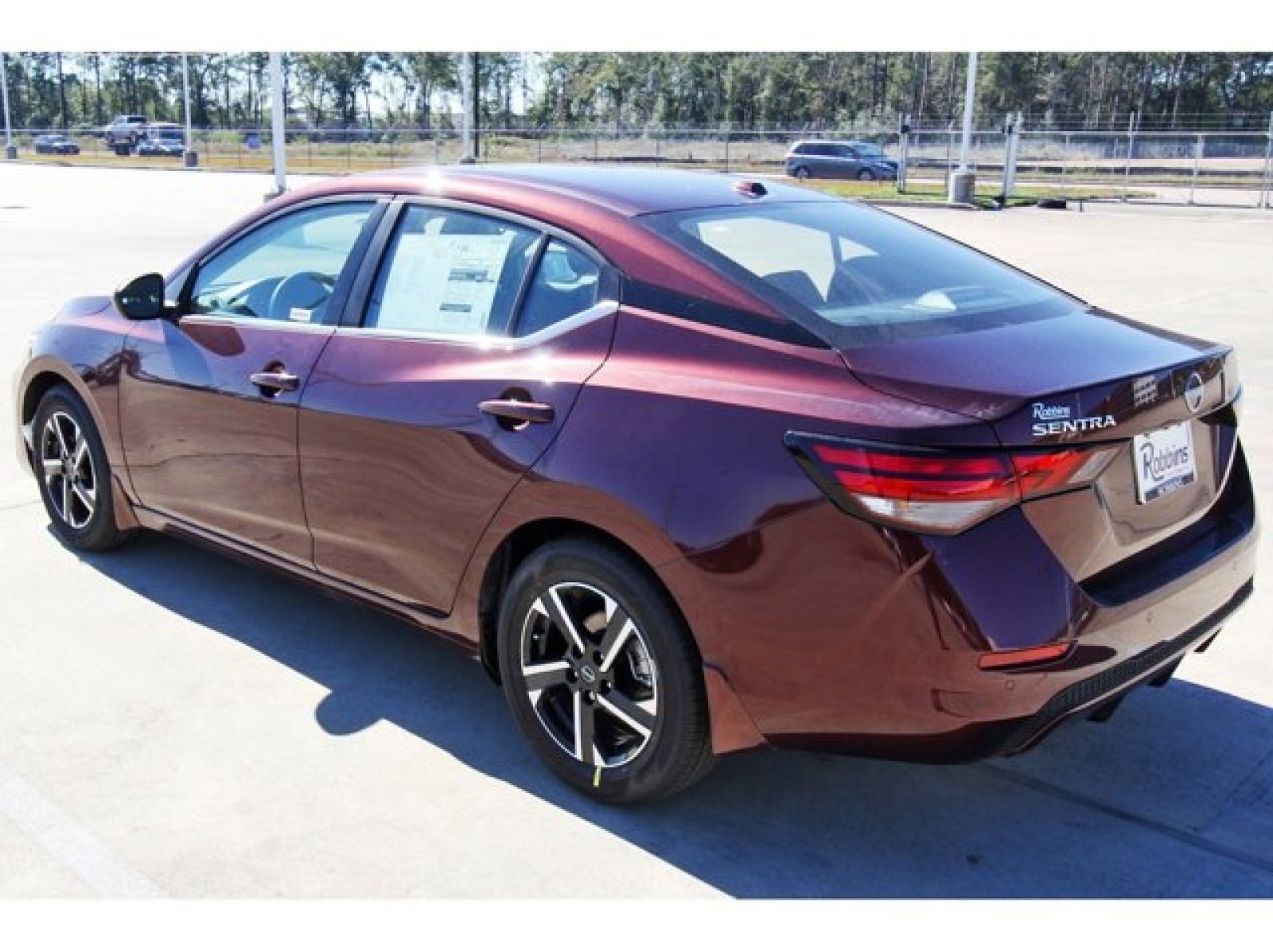 2025 Nissan Sentra SV photo 3
