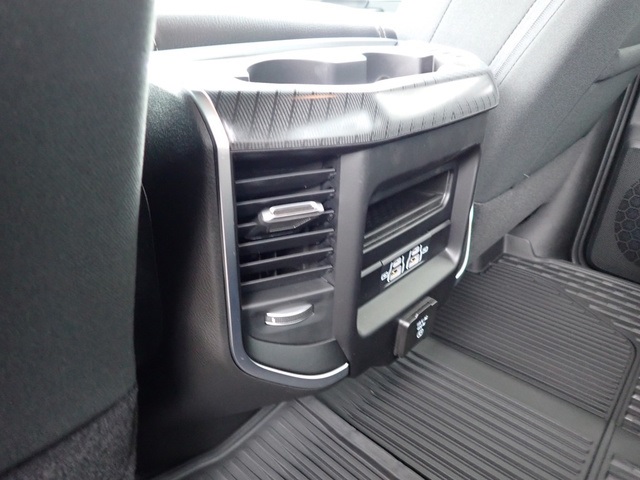 2025 Ram 2500 Big Horn photo 13