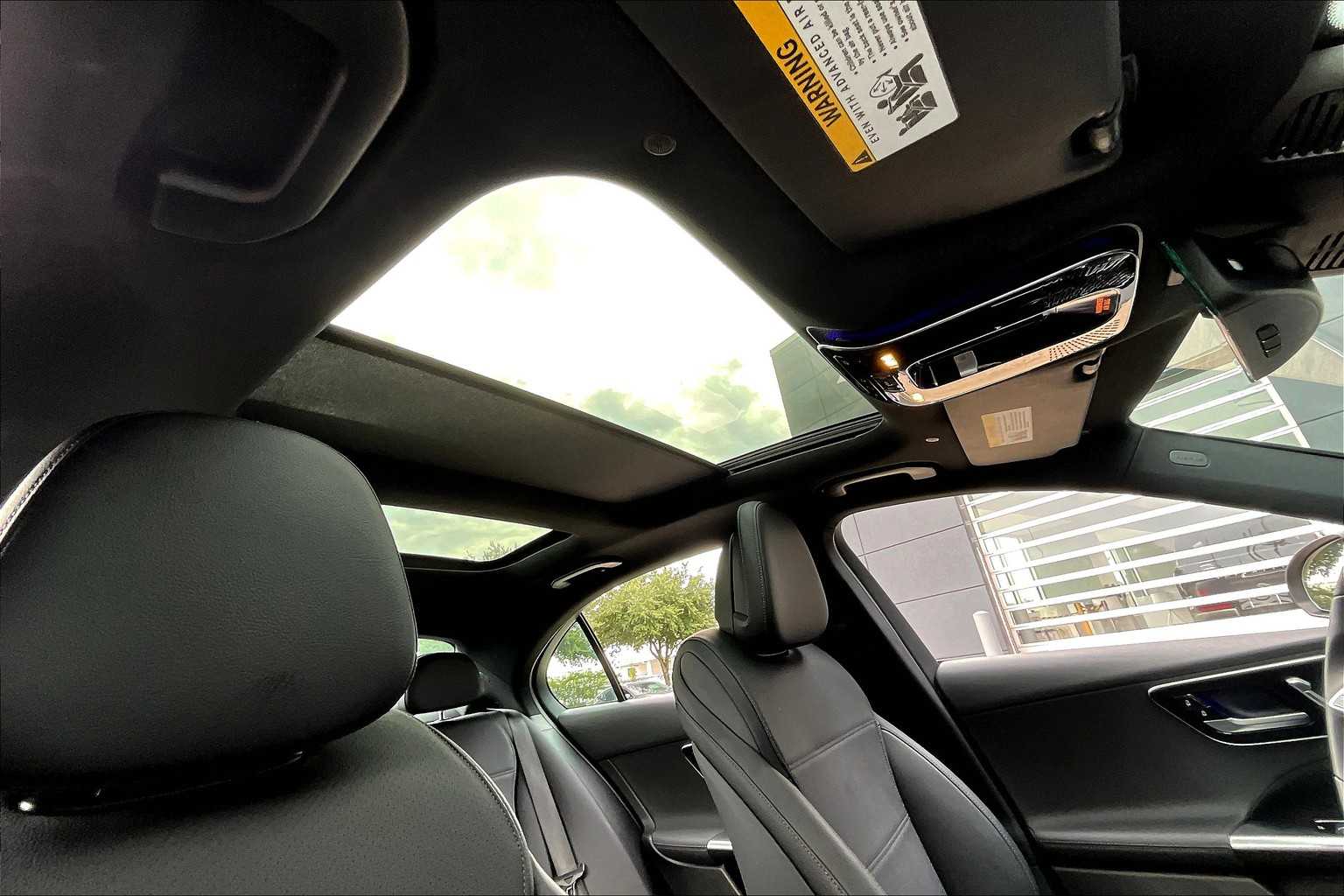 2025 Mercedes Benz C 300 photo 12