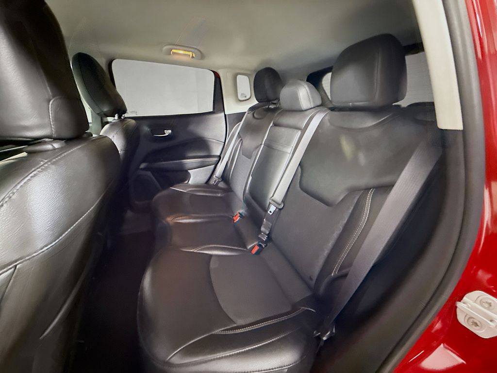 2020 Jeep Compass Latitude photo 21