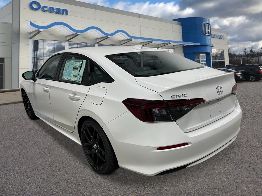 2025 Honda Civic Sport photo 3