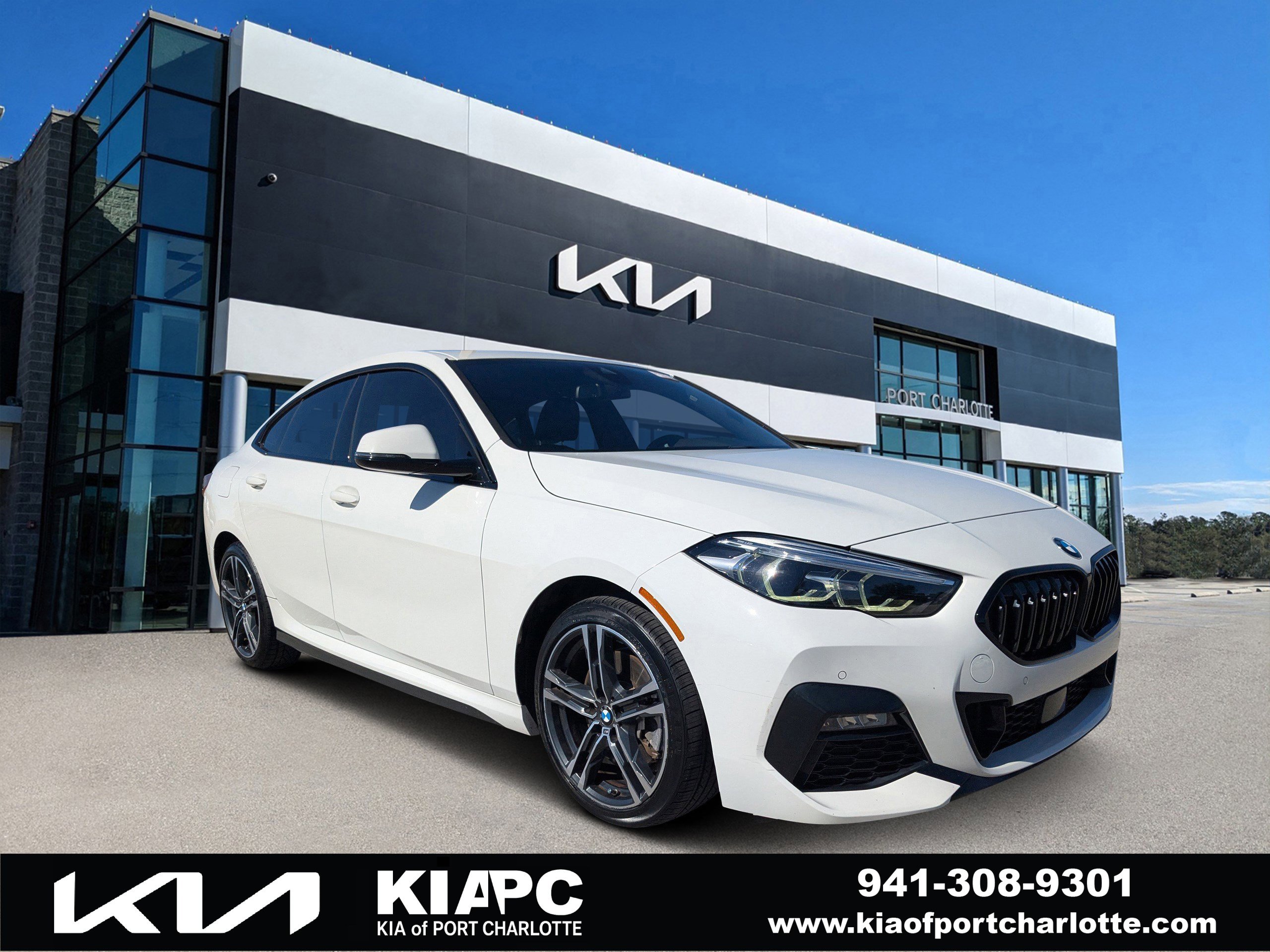 2022 BMW 2 Series 228i's photo