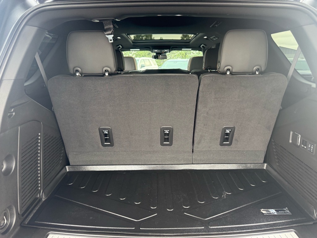 2024 Gmc Yukon AT4 photo 18