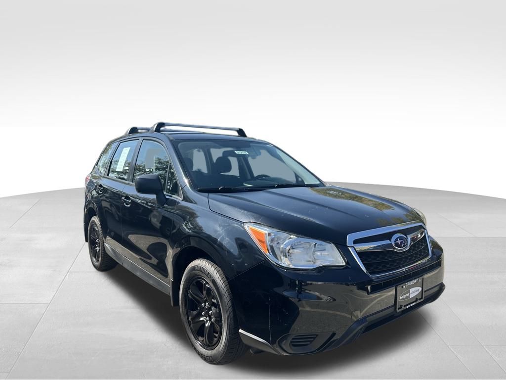 2014 Subaru Forester 2.5i photo 2