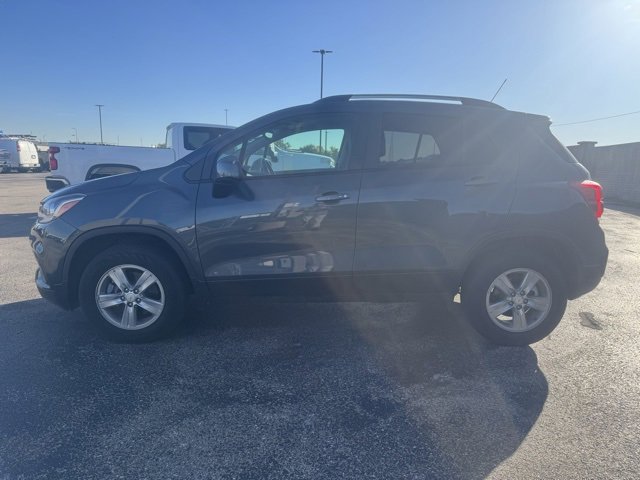 2022 Chevrolet Trax LT photo 3