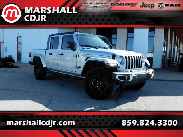 2023 Jeep Gladiator Sport S's photo