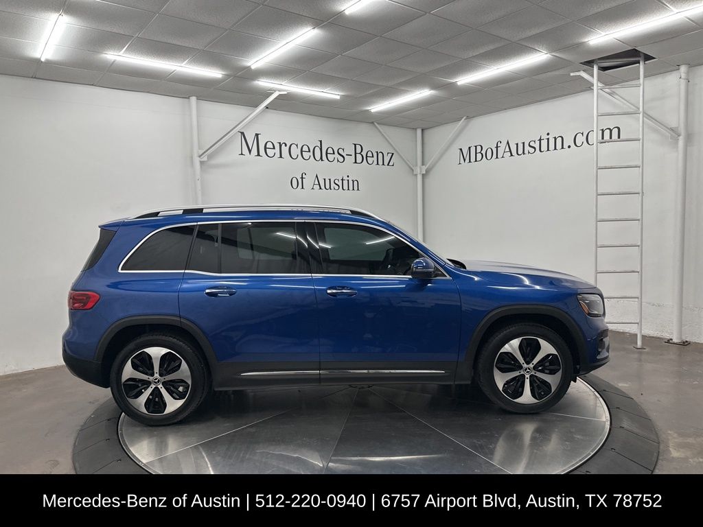 2024 Mercedes Benz GLB 250 4MATIC photo 6
