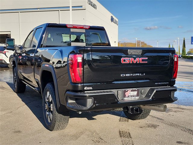 2026 Gmc Sierra 2500 HD Denali photo 2