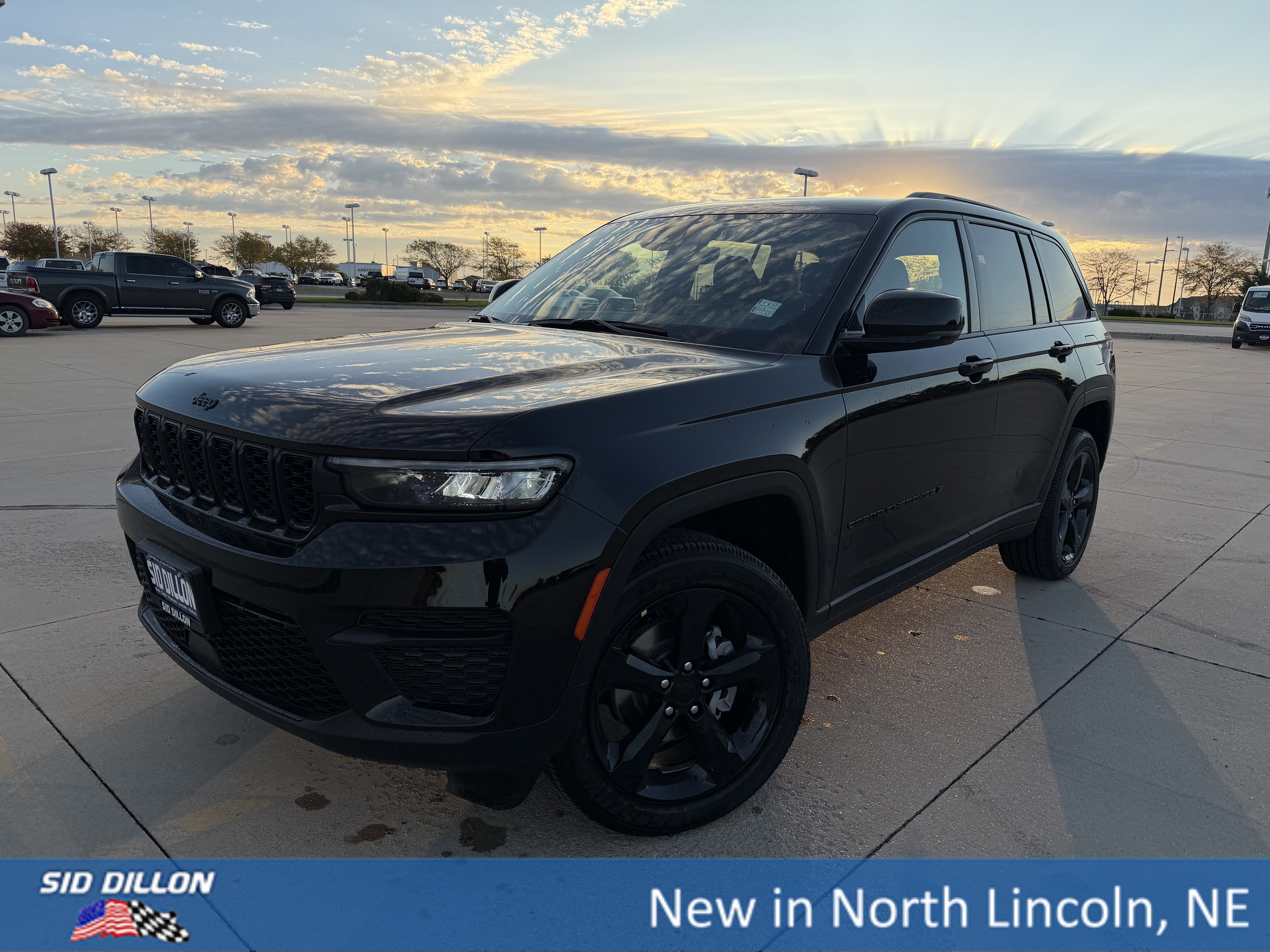 2025 Jeep Grand Cherokee Altitude's photo