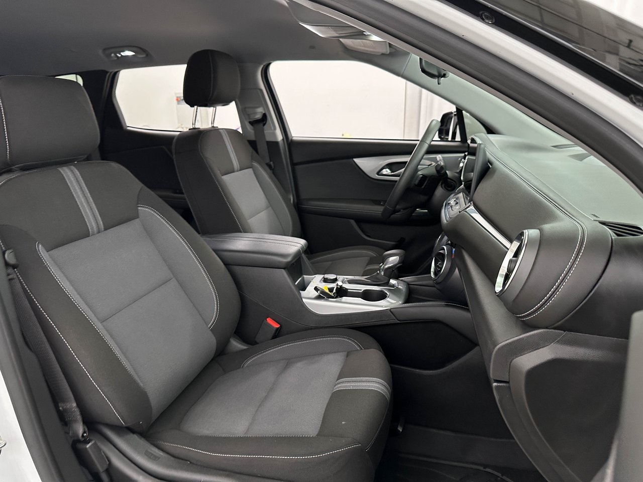 2023 Chevrolet Blazer 2LT photo 17