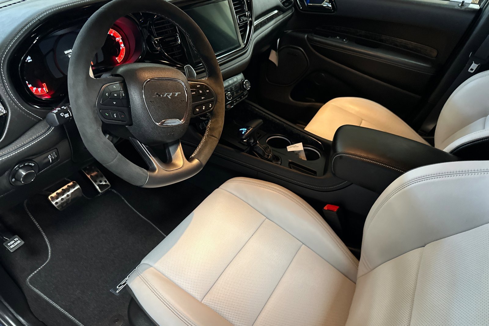 2025 Dodge Durango SRT Hellcat photo 5