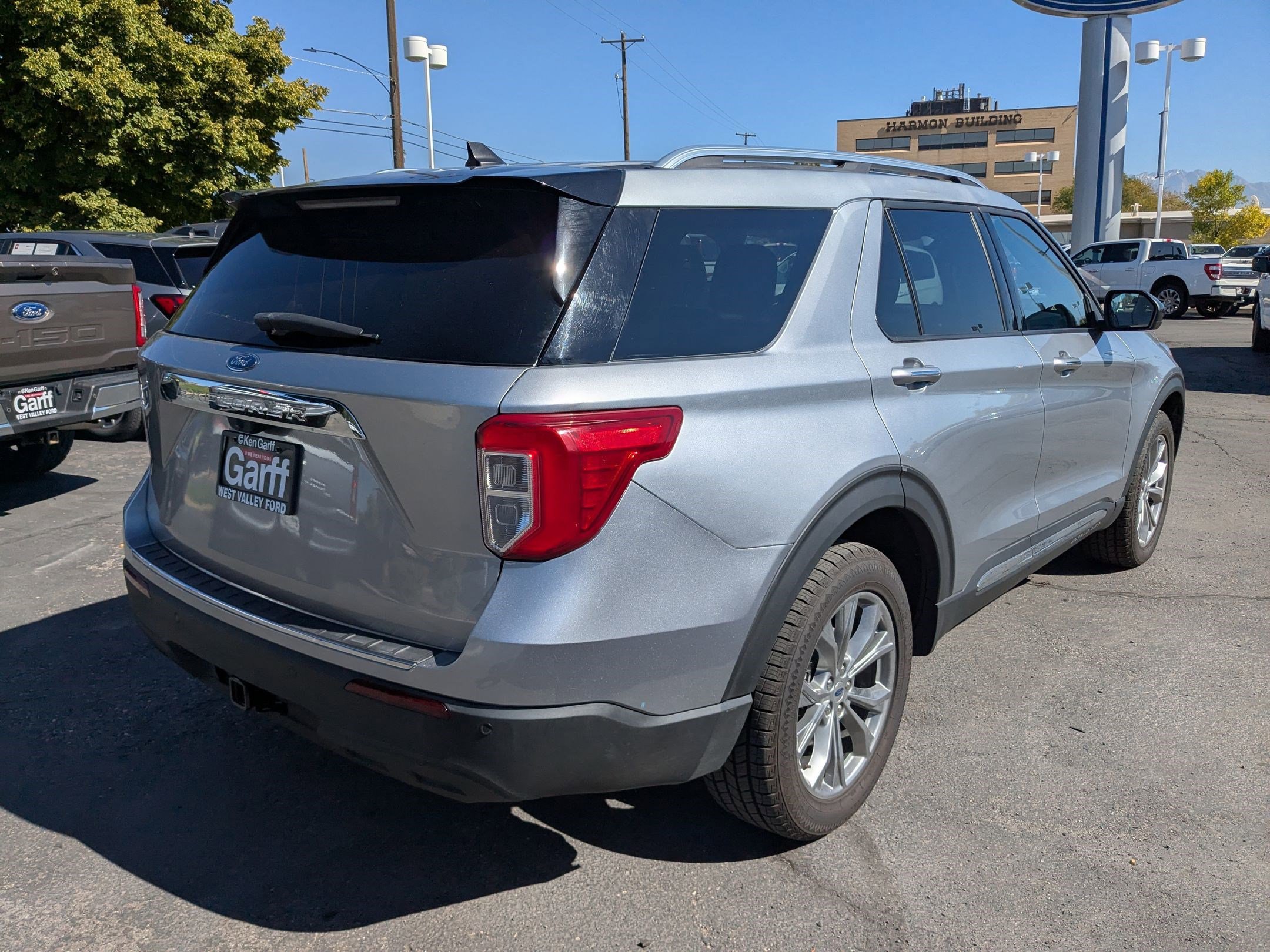 2024 Ford Explorer Limited photo 3