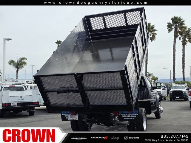 2024 Ram 5500 Tradesman photo 3