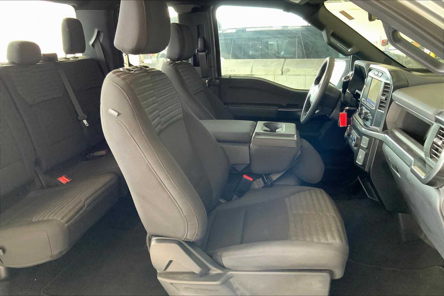 2023 Ford F-150 XL photo 8