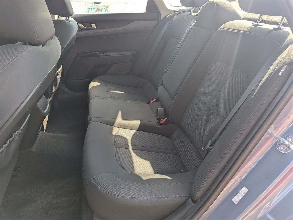2023 Kia K5 LXS photo 28