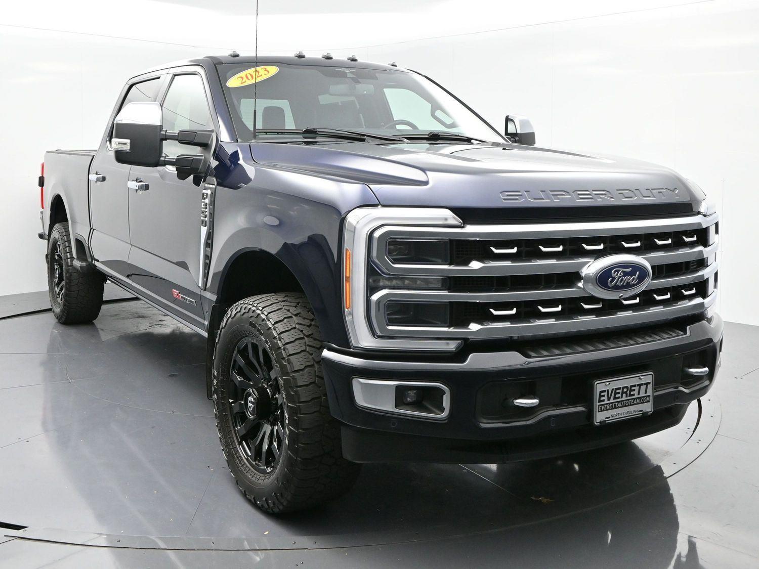 2023 Ford F-350 XL photo 2