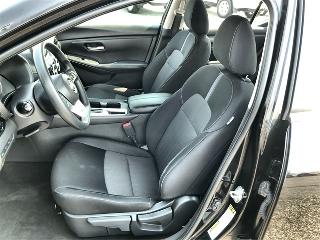 2024 Nissan Sentra SV photo 2