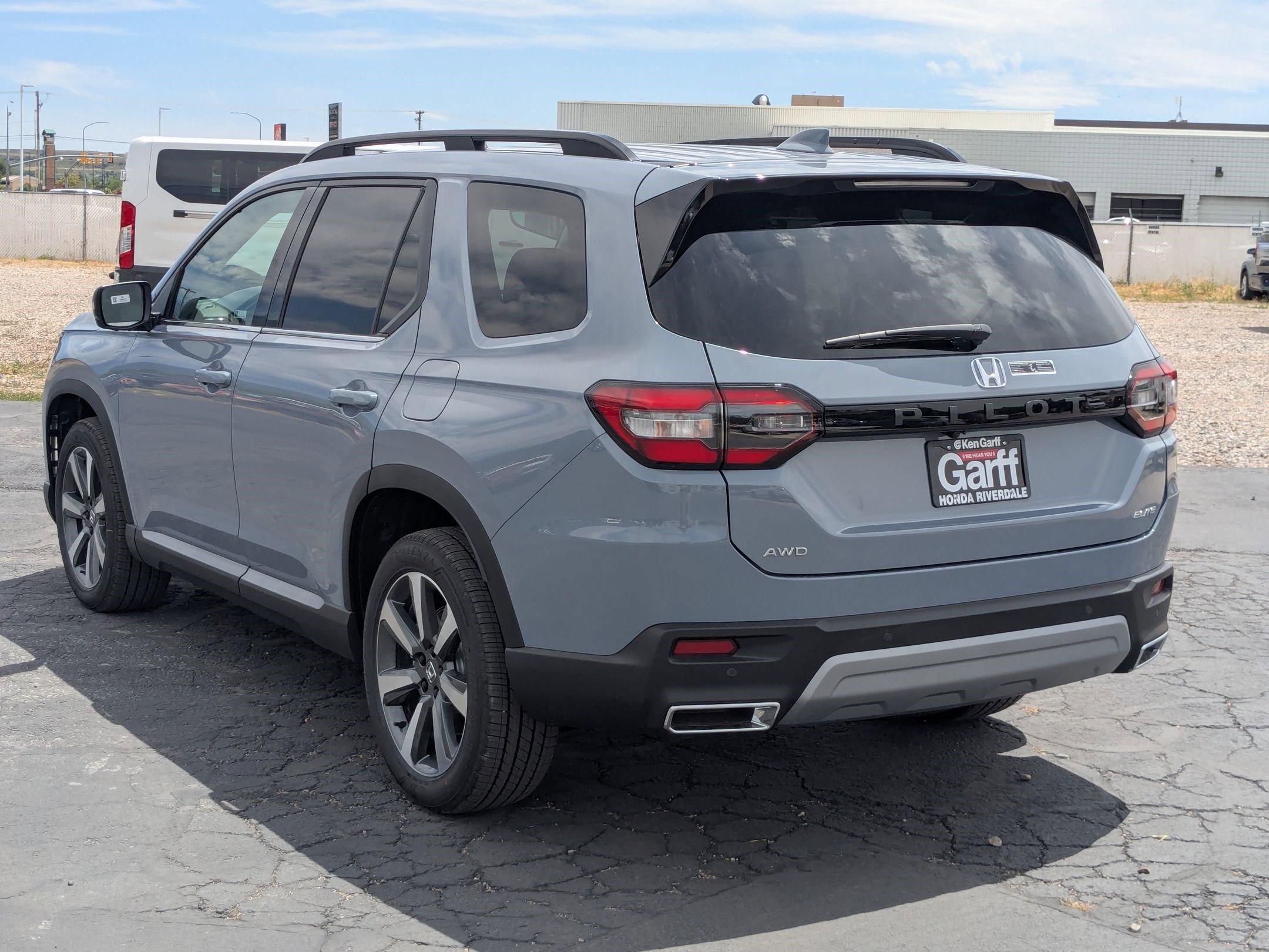 2025 Honda Pilot Elite photo 5