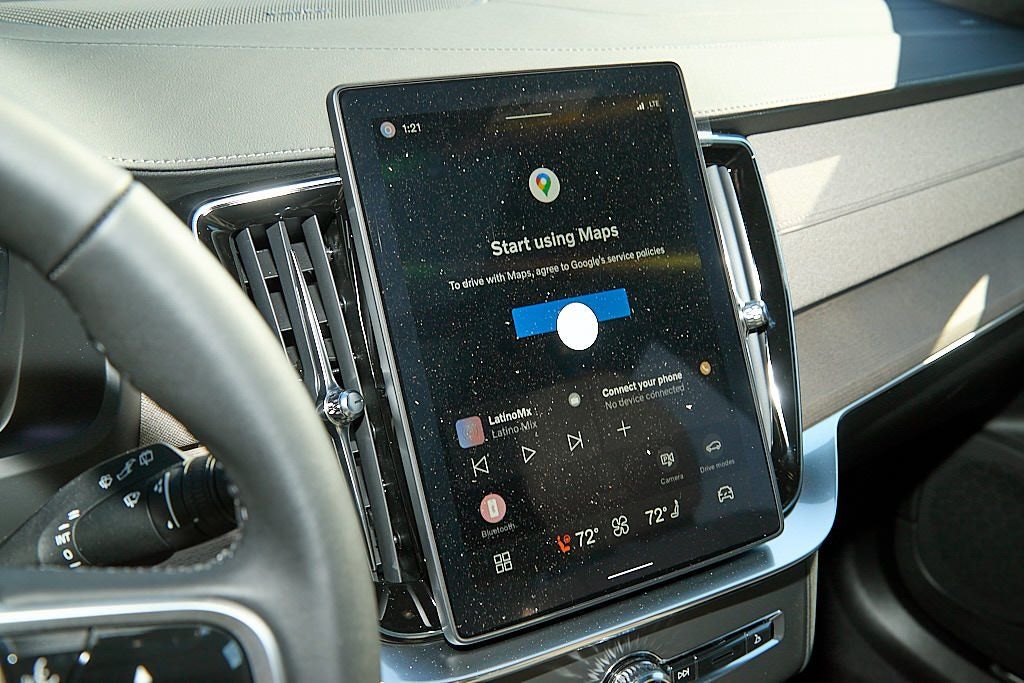 2026 VOLVO XC90 - Image 14