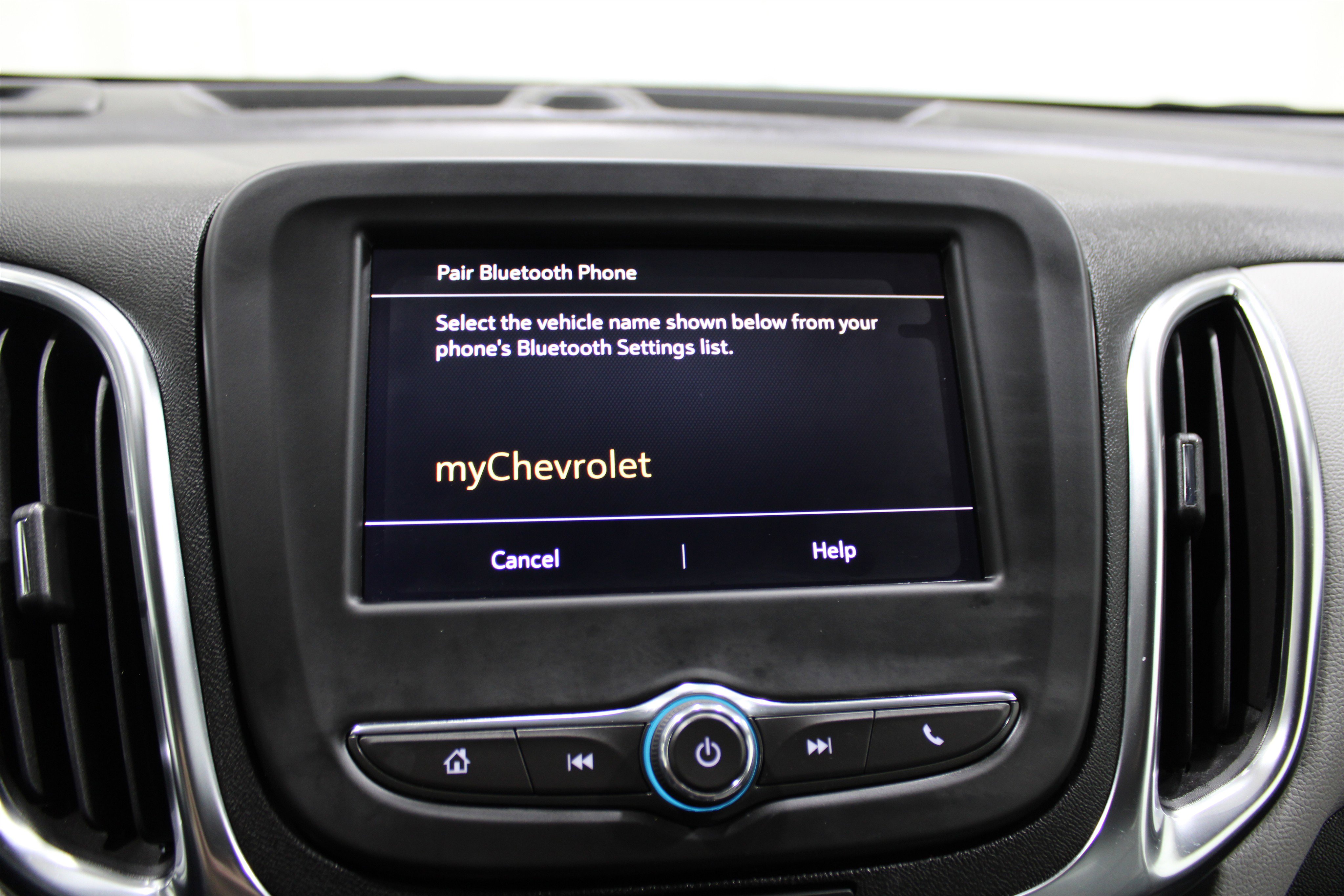 2024 Chevrolet Equinox LT photo 10