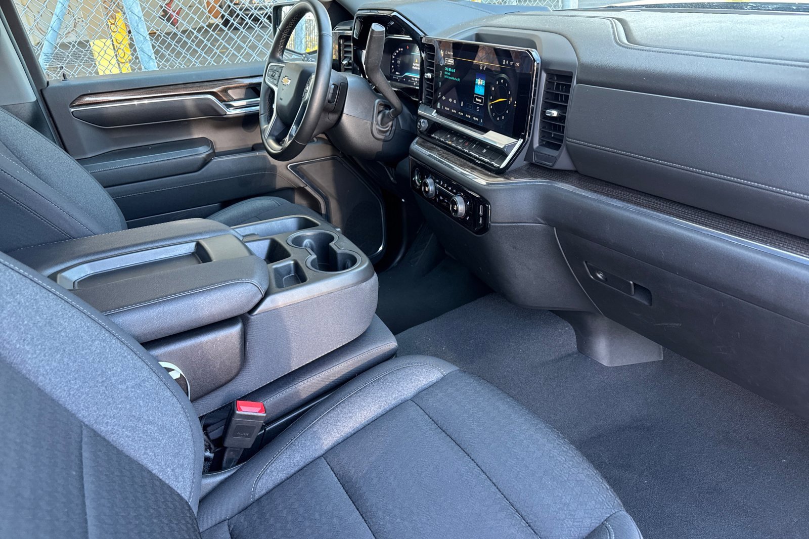 2024 Chevrolet Silverado 1500 LT photo 15