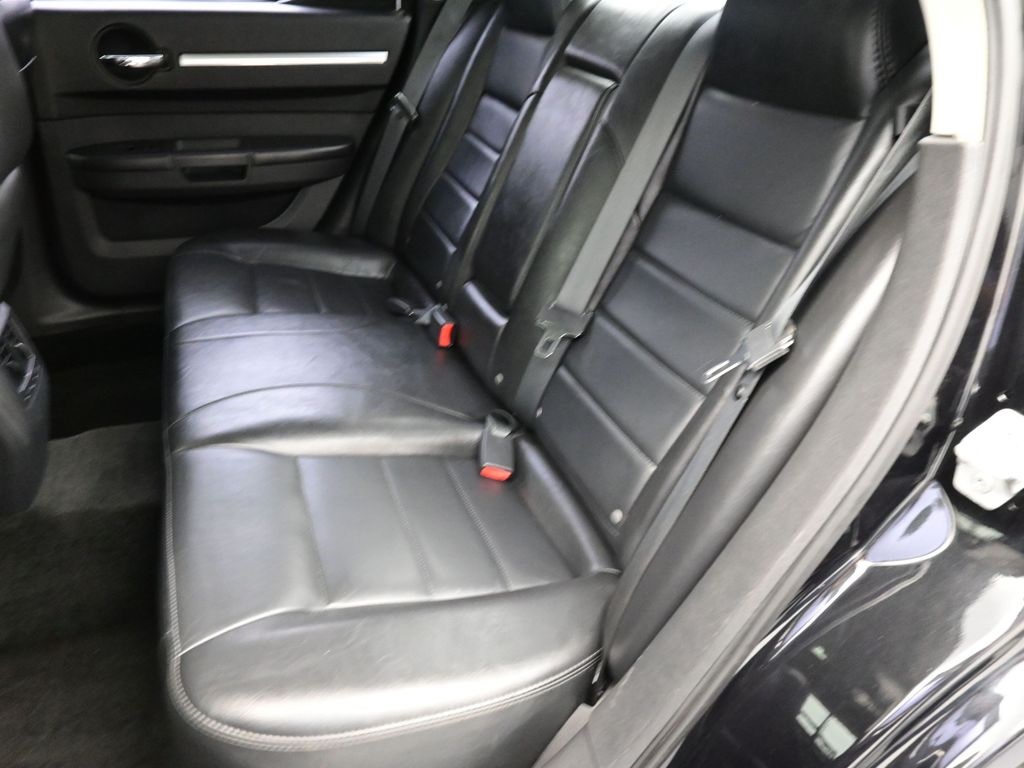 2008 Dodge Charger R/T photo 21