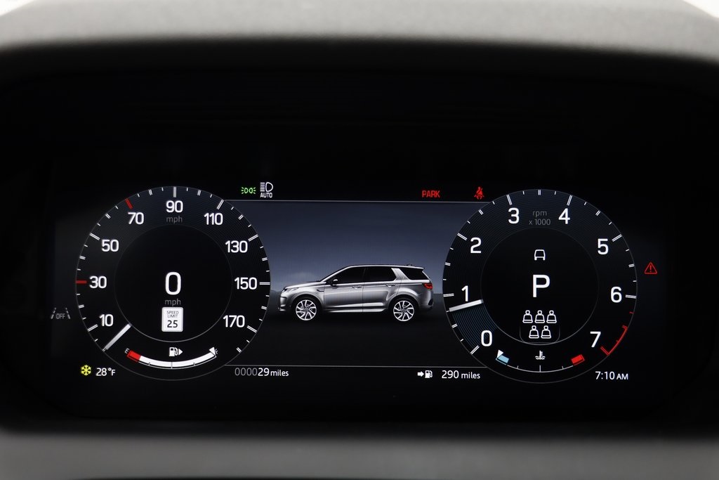 2025 Land Rover Discovery Sport S photo 9